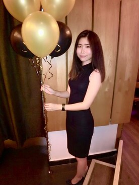 「アイテム（バングル/リストバンド）」を使った、Yi Wenさん（レディース・168cm・20代）の春コーディネート