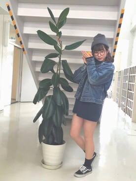 「学校」｜「アイテム（デニムジャケット）」を使った、G7さん（レディース・156cm）の秋コーディネート
