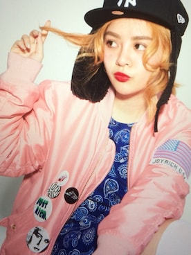 「JOYRICH（ジョイリッチ）のアイテム（ナイロンジャケット）」を使った、Candee郭百白さん（メンズ・160cm）の春コーディネート