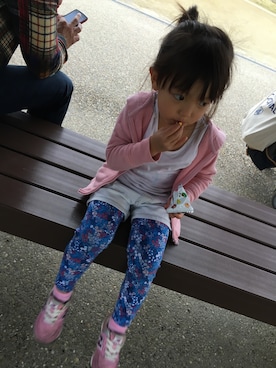 「D&G JUNIOR（ドルチェアンドガッバーナジュニア）のアイテム」を使った、KaMeAさん（キッズ・90cm）の春コーディネート