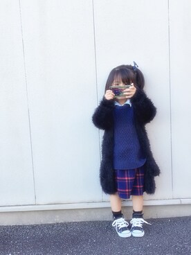 「H&M（エイチ・アンド・エム）のアイテム（カーディガン/ボレロ）」を使った、大堀真梨子さん（キッズ・100cm）の秋コーディネート
