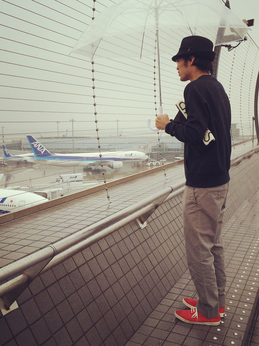 「SATURDAYS SURF NYC、keds、NIKE、Muhlbauer、WHYRED」｜「NIKEのメンズ ナイキ テックフリース クルー NIKE TECH FLEECE CREW-1MM 545164（スウェット、ブラック系）」を使った、nskmさん（メンズ・175cm）の秋コーディネートの1枚目の写真