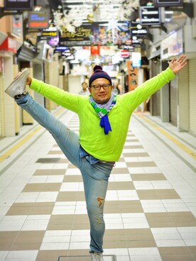 「Abercrombie&Fitch（アバークロンビーアンドフィッチ）のアイテム（ニット/セーター）」を使った、℃-ozy@over100さん（メンズ・177cm）の冬コーディネート