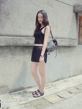 王丁さんのコーディネート