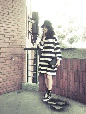 「school」｜「アイテム（ワンピース/ドレス）」を使った、Pin-An,Liuさん（レディース・173cm）の秋コーディネート
