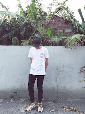 「Subcrew（サブクルー）のアイテム」を使った、Shih-youngさん（メンズ・176cm）の夏コーディネート