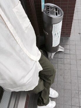 「VINTAGE（ヴィンテージ）のアイテム（シャツ/ブラウス、ホワイト系）」を使った、RIKU  OGAWAさん（メンズ・176cm）の秋コーディネート