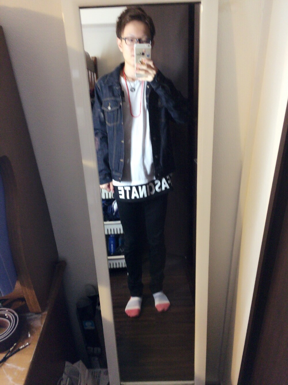 「WEGOのアイテム（Tシャツ/カットソー、ホワイト系）」を使った、たかちゃんさん（メンズ・172cm）の秋コーディネートの1枚目の写真