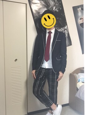 「アイテム（ネクタイ、レッド系）」を使った、PYON.さん（メンズ・166cm）の春コーディネート