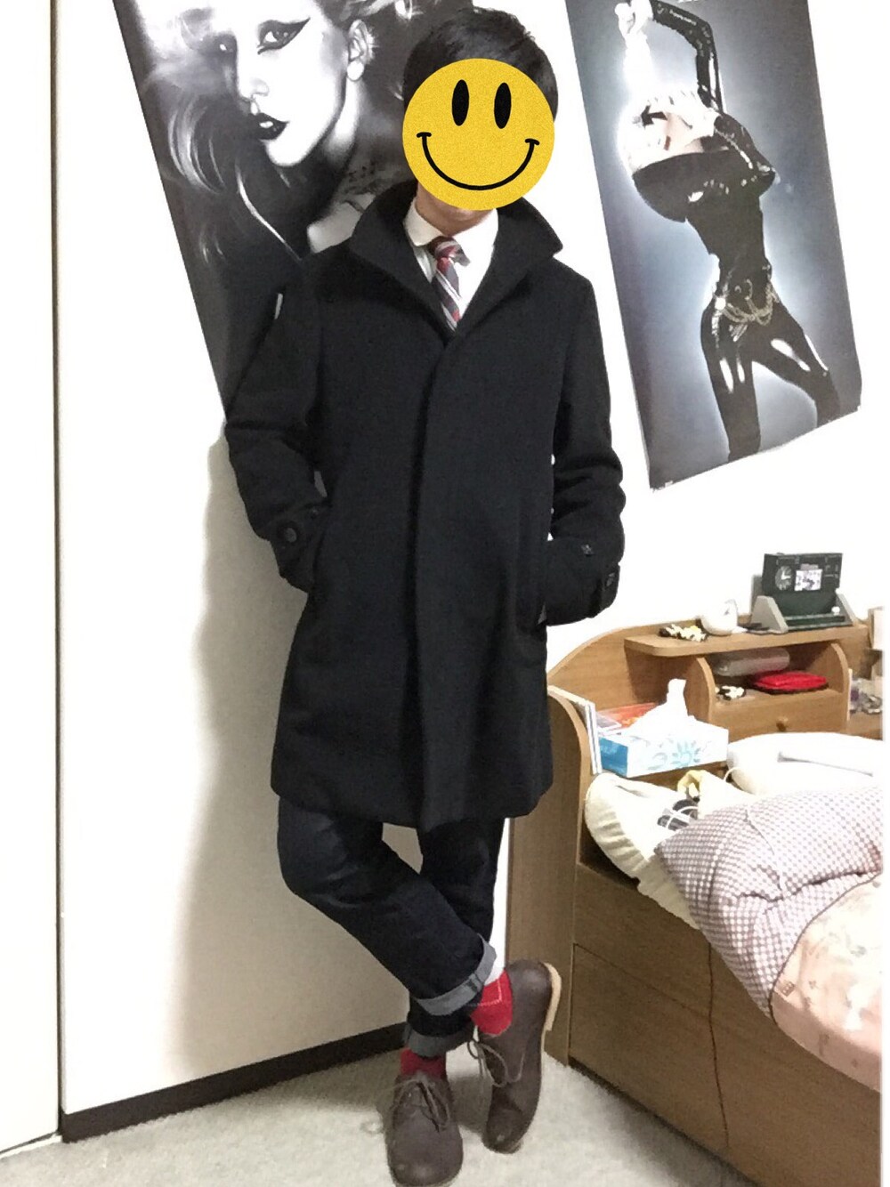 「コート、キレイめ、ロールアップ、comme ca ism」｜「COMME CA ISMのアイテム（チェスターコート、ブラック系）」を使った、PYON.さん（メンズ・166cm）の春コーディネートの1枚目の写真