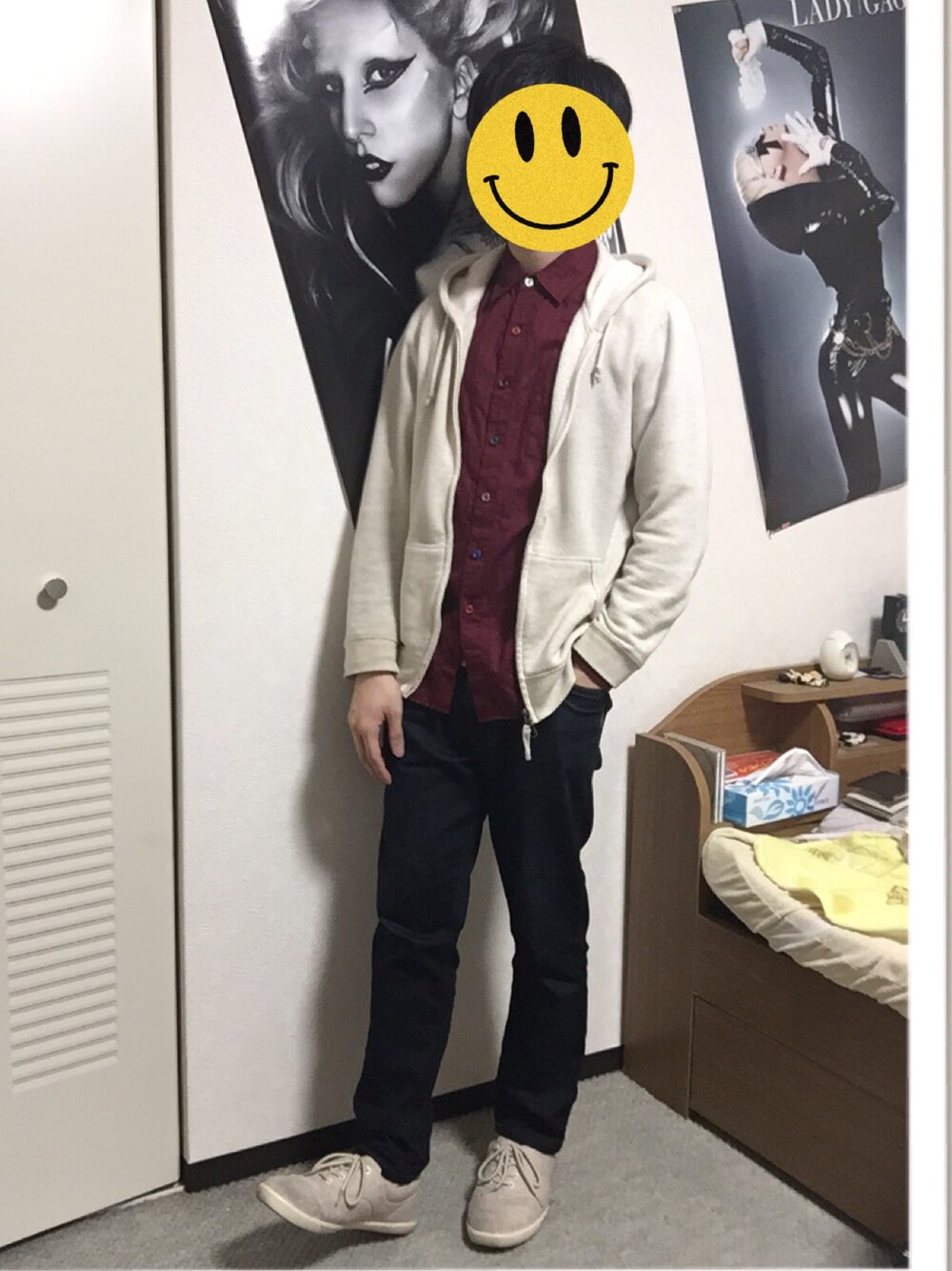「ジーンズ、パーカー、リネンシューズ、WEGO」｜「WEGOのWEGO/リネンスニーカー（スニーカー、ベージュ系）」を使った、PYON.さん（メンズ・166cm）の春コーディネートの1枚目の写真