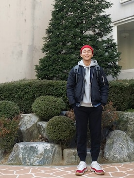 「XERO（ゼロ）のアイテム」を使った、Ji Hoon Ian Kongさん（メンズ・180cm）の冬コーディネート