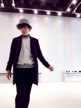 「ボーダーニット」｜「アイテム（スウェット）」を使った、松岡 雅士さん（メンズ・172cm）の冬コーディネート