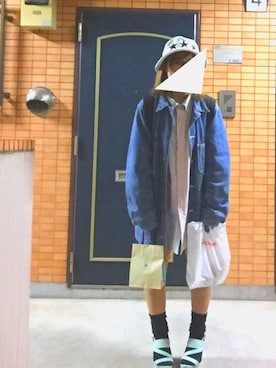 「TOMMY HILFIGER」｜「アイテム（シャツワンピース）」を使った、ほおにく｡さん（レディース・156cm）の春コーディネート