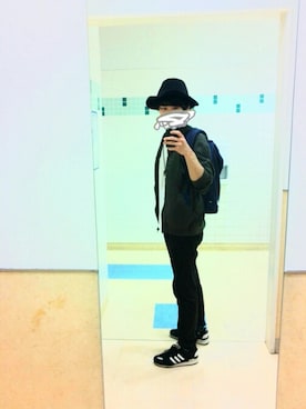 「アイテム（バックパック/リュック、ブルー系）」を使った、RYUMAさん（メンズ・171cm）の秋コーディネート
