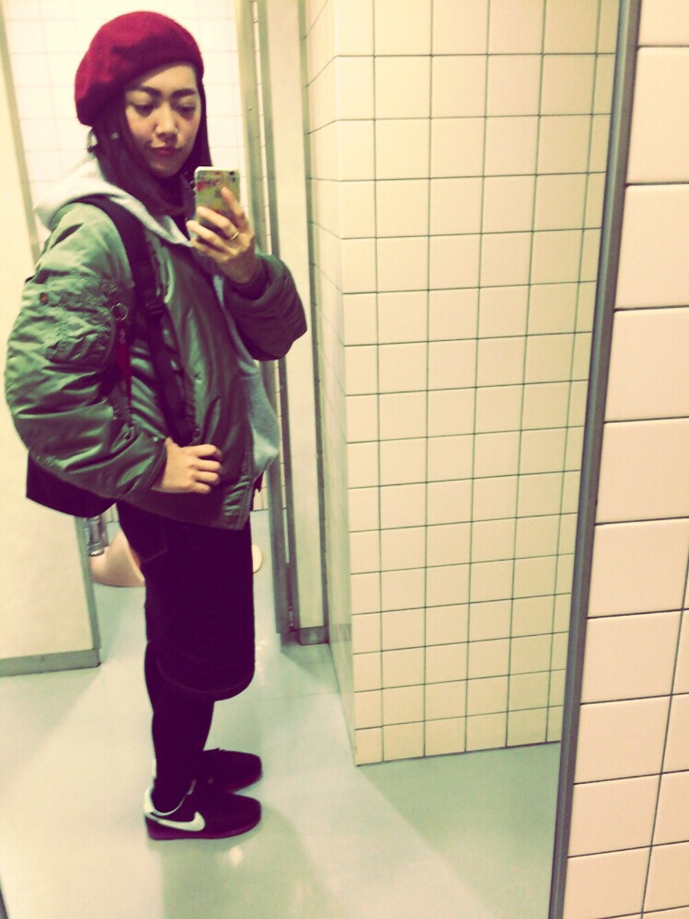 「アルファ、alphaindustries、alpha、MA1、アーミー」｜「Alpha Industriesのアイテム（その他アウター、グリーン系）」を使った、SHIHOchanさん（レディース・153cm）の冬コーディネートの1枚目の写真