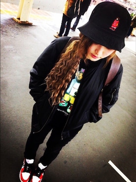 「INTERBREED」｜「アイテム（ブルゾン）」を使った、SHONOさん（レディース・162cm）の秋コーディネート