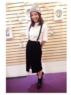 「H&M（エイチ・アンド・エム）のアイテム（襯衫、ホワイト系）」を使った、kayaさん（レディース・159cm）の秋コーディネート