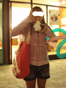 「ROXY（ロキシー）のアイテム（パーカー）」を使った、sao♡kumaさん（レディース・163cm）の春コーディネート