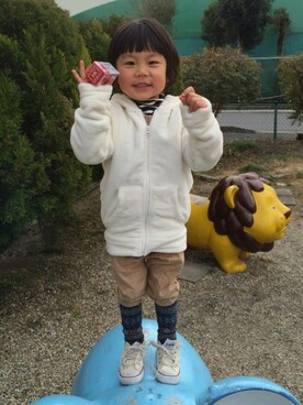 「OSORO（オソロ）のアイテム」を使った、とわもっち☺︎さん（キッズ・100cm）の冬コーディネート