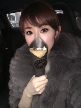 「リブニット」｜「アイテム（ポンチョ）」を使った、猫山さん（レディース・163cm）の秋コーディネート