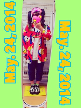 「UNIQLO Tシャツ」｜「アイテム（その他シューズ）」を使った、しゃんしおさん（レディース・156cm）の春コーディネート