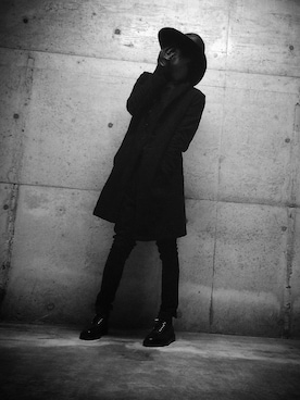「KRIS VAN ASSCHE（クリスヴァンアッシュ）のアイテム（ブーツ）」を使った、くろのさん（メンズ・178cm）の秋コーディネート