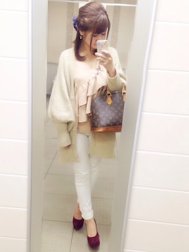 「アイテム（アナログ腕時計、ピンク系）」を使った、Waco Yukihiさん（レディース・156cm）の春コーディネート