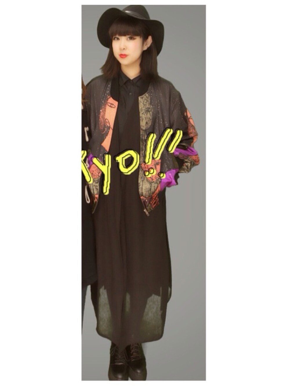 「i、H&M、黒、ピカソ、ハット、ブルゾン、厚底サンダル、スカート、シャツ、厚底シューズ」｜「iのアイテム（その他シューズ、ブラック系）」を使った、onatsu さん（レディース・165cm）の冬コーディネートの1枚目の写真