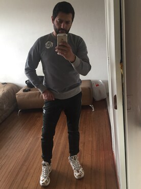 「adidas Performance by DRoseのアイテム(スウェット、グレー系)」を使った、Gabriellさん(メンズ)の秋コーディネート