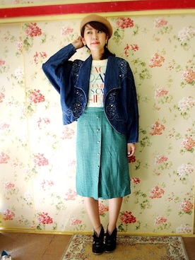 「アイテム（ハンチング/ベレー帽、ベージュ系）」を使った、代官山セレクトショップWild Lilyさん（レディース・162cm）の春コーディネート