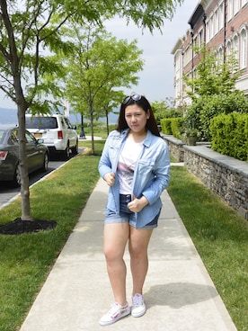 「streetsnap」｜「アイテム（その他シューズ）」を使った、Christy Yuenさん（レディース・165cm）の夏コーディネート