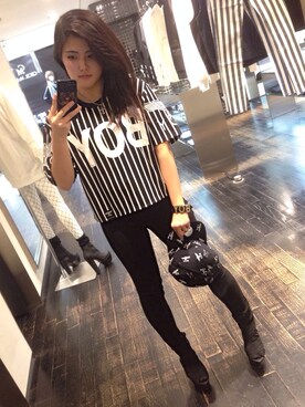 「アイテム（バングル/リストバンド）」を使った、ななちぇるさん（レディース・153cm・10代）の秋コーディネート