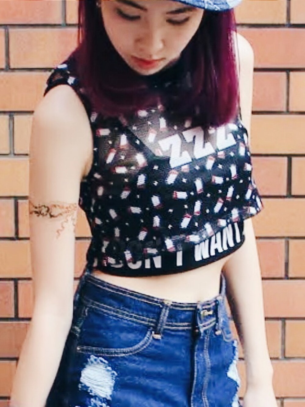 「top、black、hkgirl、summer」｜「STYLENANDAのアイテム（トップス、ブラック系）」を使った、cococさん（レディース・168cm）の夏コーディネートの1枚目の写真