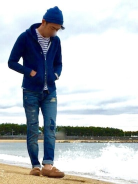 「海」｜「アイテム（モカシン/デッキシューズ）」を使った、ミニだタロよしさん（メンズ・179cm）の秋コーディネート