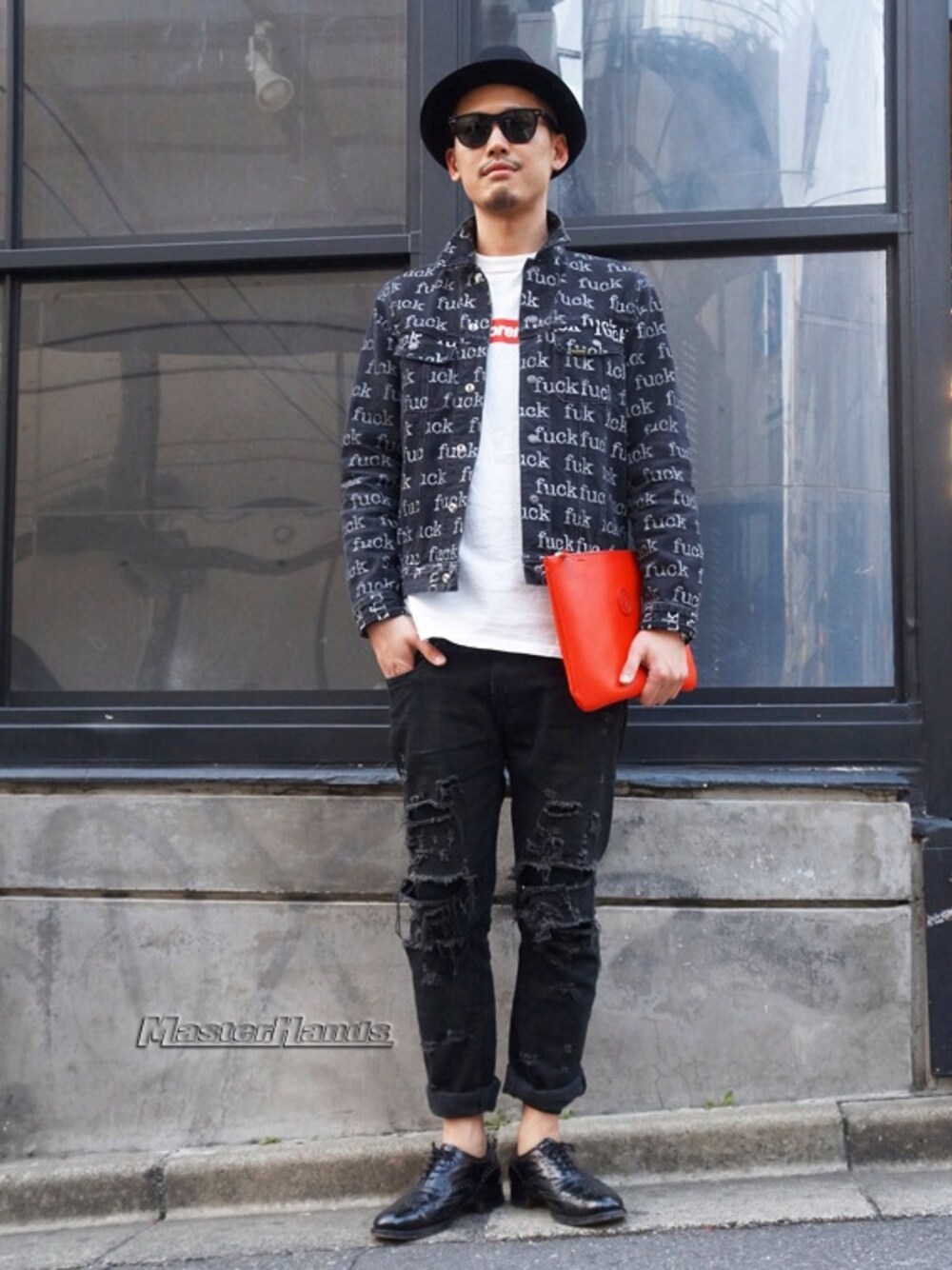 「TK、MasterHands」｜「Borsalinoの▼帽子: Borsalino（ハット、ブラック系）」を使った、masterhandsさん（メンズ・178cm）の春コーディネートの1枚目の写真