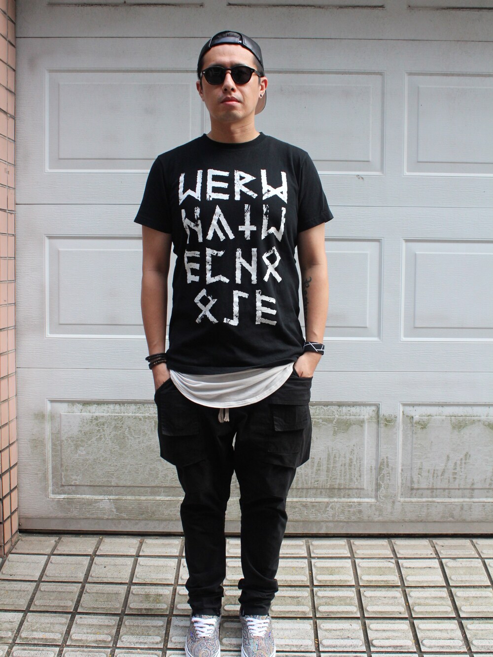 「VANS、RICK OWENS、Moscot、MasterHands、overtone」｜「MOSCOTのMOSCOT（サングラス、ブラック系）」を使った、masterhandsさん（メンズ・170cm）の秋コーディネートの1枚目の写真