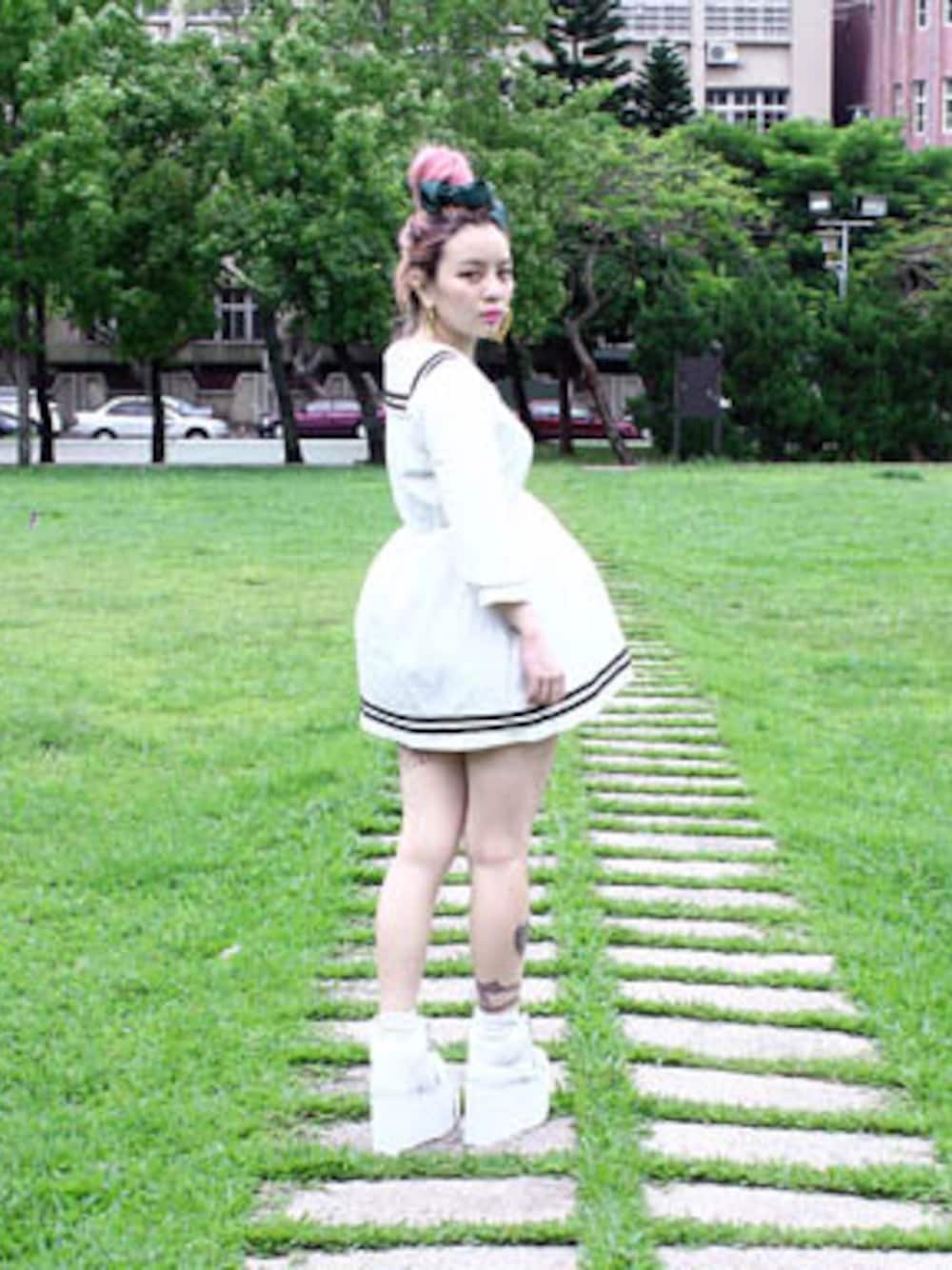 「MasterHands」｜「STYLENANDAのアイテム（ワンピース、ホワイト系）」を使った、masterhandsさん（レディース・160cm）の夏コーディネートの1枚目の写真