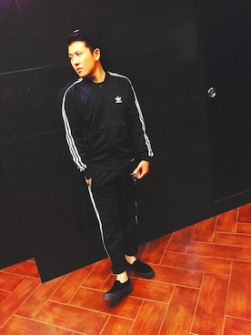 「アイテム（ジャージ）」を使った、H1R0K1さん（メンズ・170cm・20代）の秋コーディネート