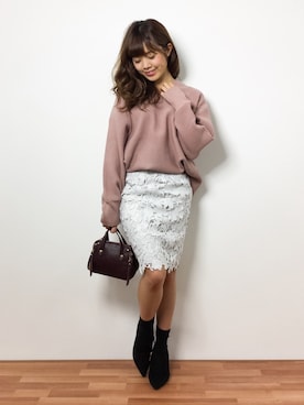 「JUSGLITTY（ジャスグリッティー）のアイテム（スカート）」を使った、ARISAさん（レディース・155cm）の冬コーディネート