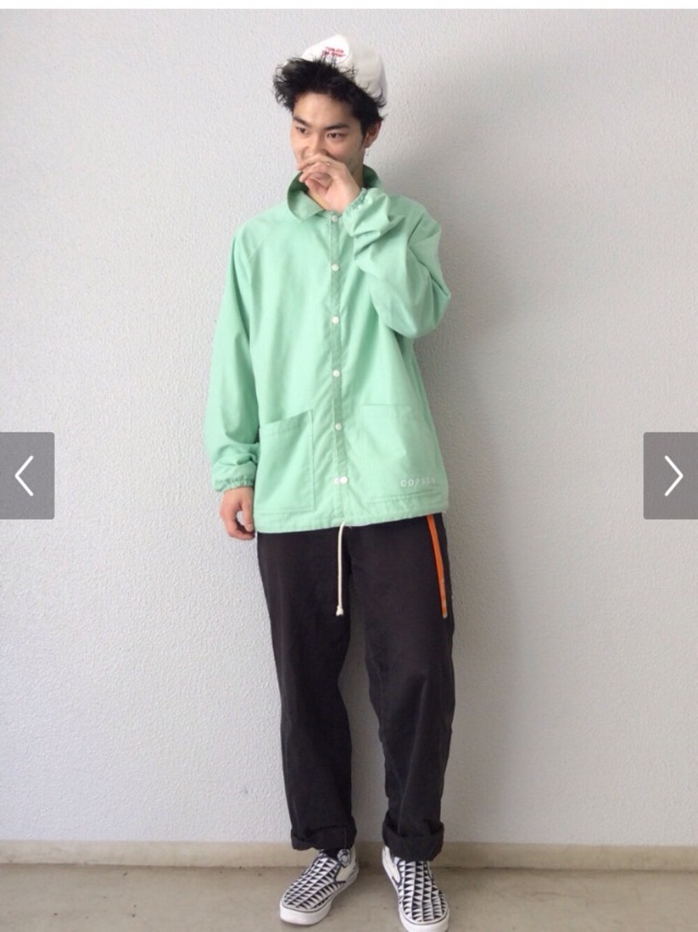 「COPSON LONDON、skate、BEAMS」｜「COPSON LONDONのアイテム（ナイロンジャケット、グリーン系）」を使った、ゆうきまんさん（メンズ・180cm）の春コーディネートの1枚目の写真