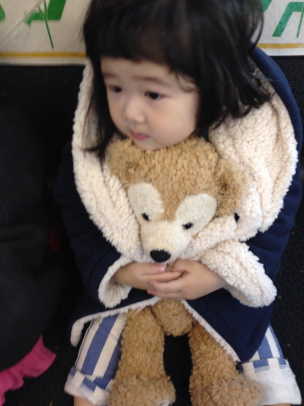 「パッツン前髪、キッズコーデ、kids、ディズニー、西松屋」｜「西松屋のにしまつやネイビービッグフードコート（その他アウター、その他）」を使った、ナギ  タクさん（キッズ・90cm）の冬コーディネートの1枚目の写真