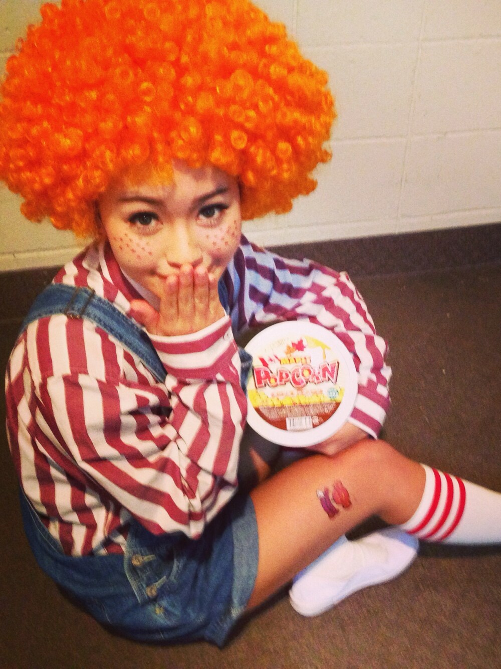 「halloween、halloweennight、tbt、葉加瀬太郎」｜「usedのアイテム（シャツ/ブラウス、レッド系）」を使った、A.Wさん（レディース・153cm）の秋コーディネートの1枚目の写真