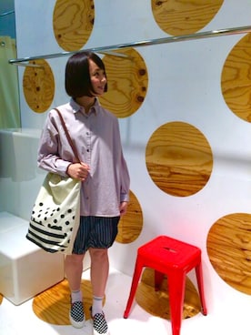 「FRAPBOIS（フラボア）のオーガニックダイ（シャツ/ブラウス、グレー系）」を使った、MATSUKOさん（レディース・152cm）の夏コーディネート