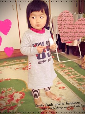 「西松屋（ニシマツヤ）のアイテム（ワンピース、グレー系）」を使った、陳貞順さん（キッズ）の冬コーディネート