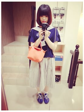 「アイテム（トートバッグ、オレンジ系）」を使った、Winniさん（レディース・162cm）の夏コーディネート