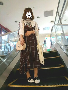 「ESPERANZA（エスペランサ）のアイテム（その他シューズ）」を使った、Kelly Linさん（レディース・155cm）の秋コーディネート