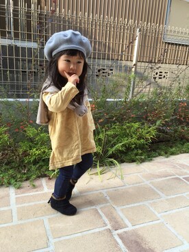 「プロデューサー巻き」｜「アイテム（ハンチング/ベレー帽）」を使った、soraさん（キッズ・90cm）の秋コーディネート