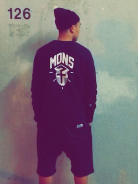 Skly.Lyさんのコーディネート