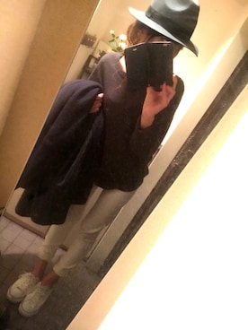 「H&M（エイチ・アンド・エム）のアイテム（デニムパンツ、ホワイト系）」を使った、meさん（レディース・160cm）の冬コーディネート